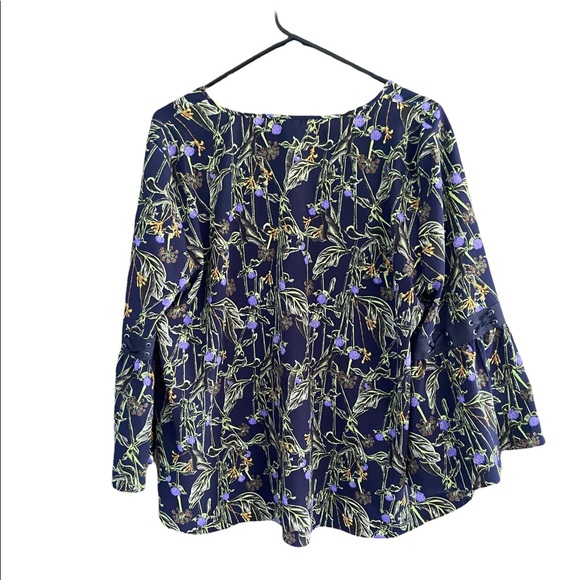 Topshop Floral Printed Smocked Blouse w Bell Sleeves - Picture 3 of 7